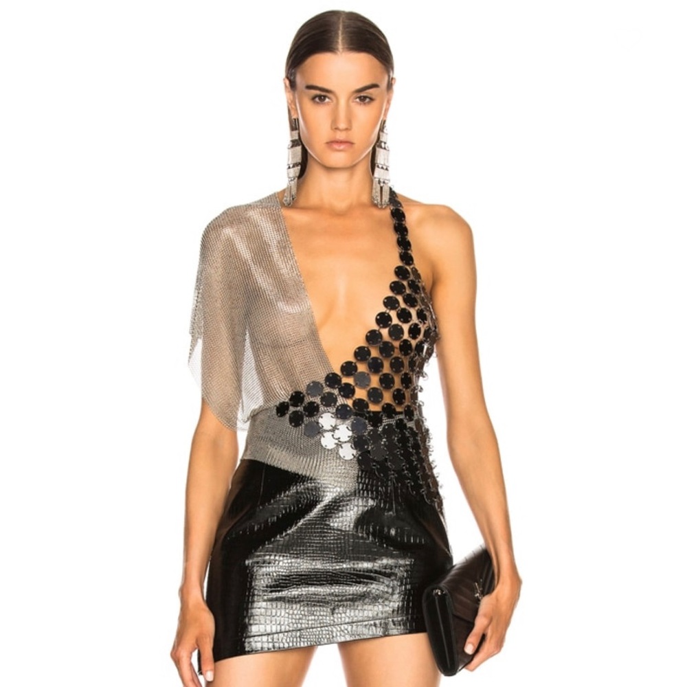FANNIE SCHIAVONI
Scale and Mesh Top